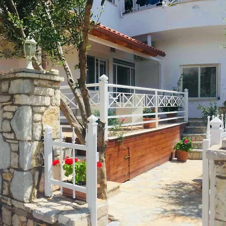 On The Apartmán Sarandë